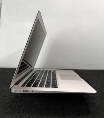 UK used MacBook Air 2017 Corei5 128GB SSD 8GB RAM 13inches